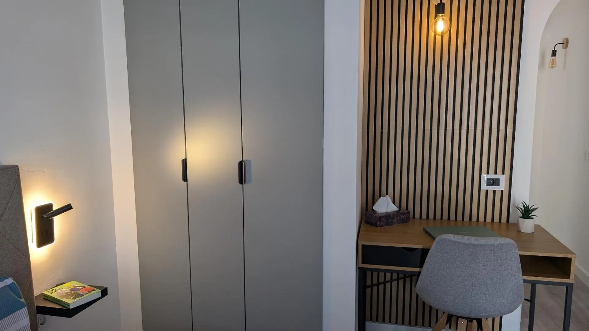 別荘 Cosy Bungalow With Terrace & Jacuzzi マスパロマス スペイン